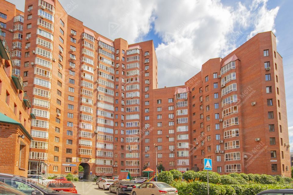 Продаётся 3-комнатная квартира, 113.2 м²
