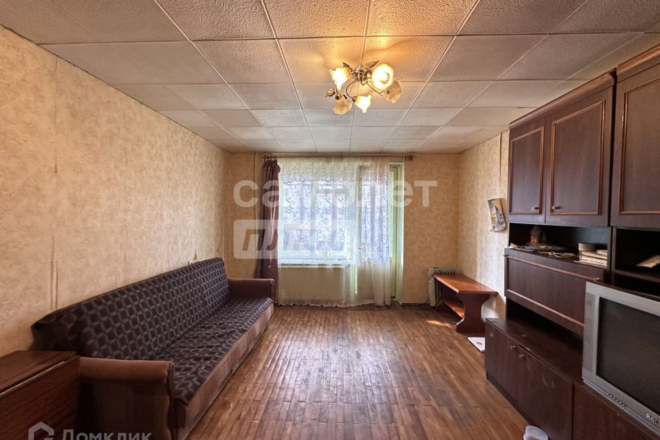 Продаётся 1-комнатная квартира, 37.2 м²
