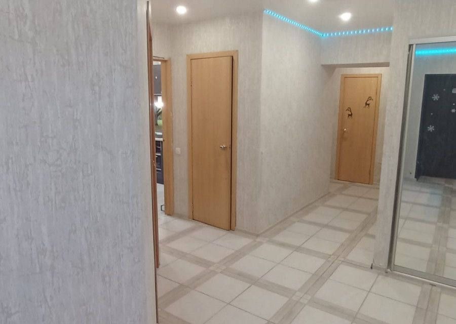 Продаётся 3-комнатная квартира, 77.9 м²