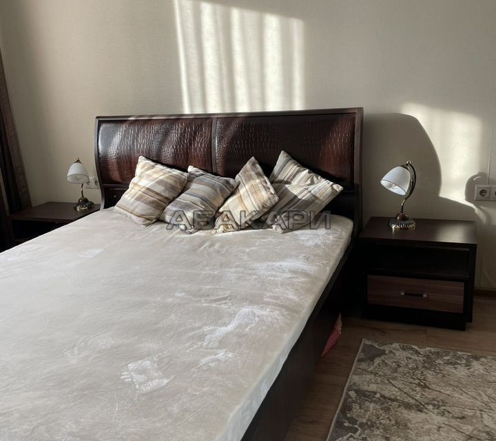 Сдаётся 2-комнатная квартира, 54 м²