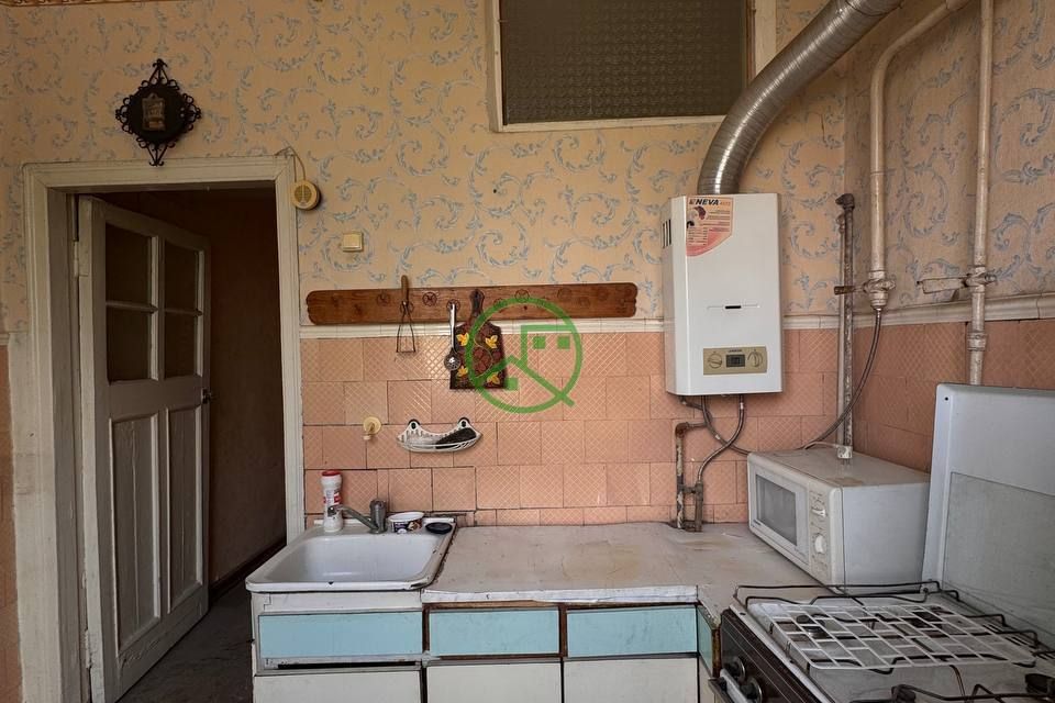 Продаётся 3-комнатная квартира, 58 м²