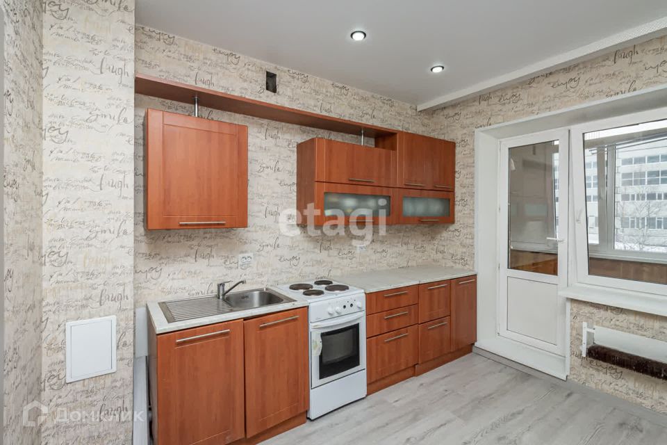 Сдаётся 4-комнатная квартира, 110 м²