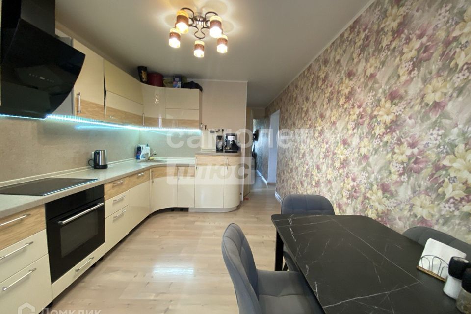 Продаётся 3-комнатная квартира, 67.7 м²