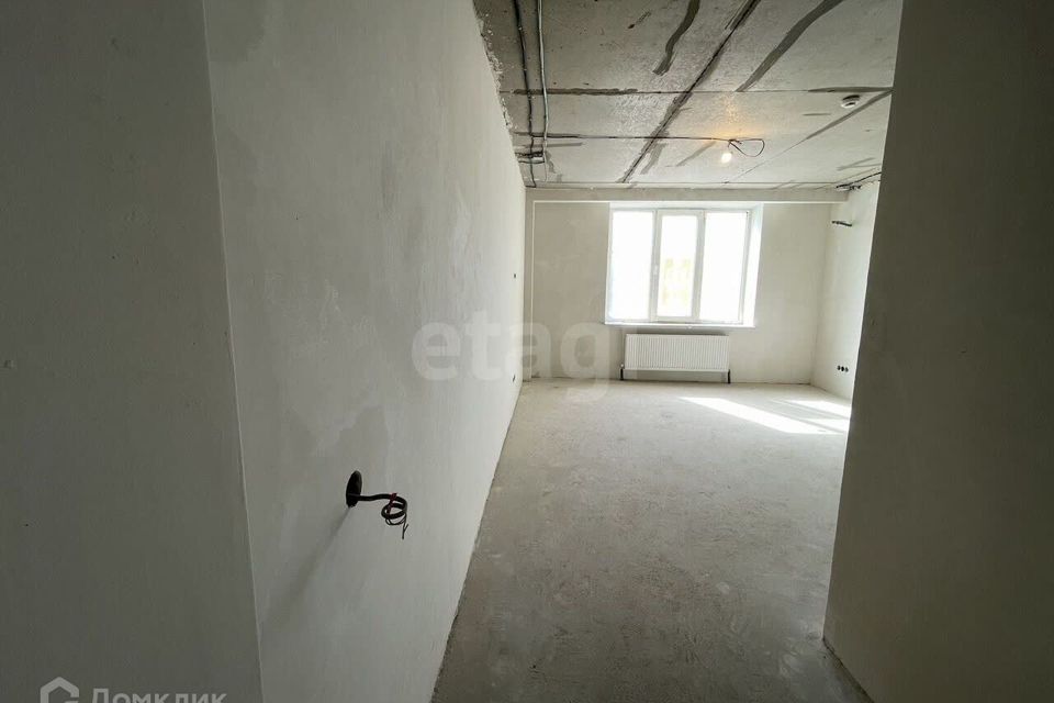 Продаётся 1-комнатная квартира, 52 м²