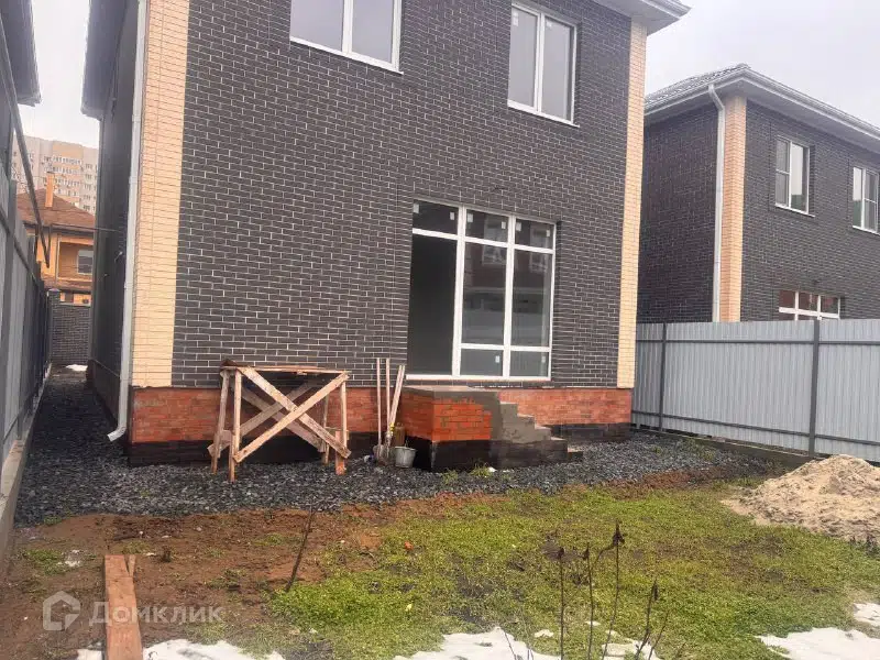 Продаётся 2-этажный дом, 147 м²
