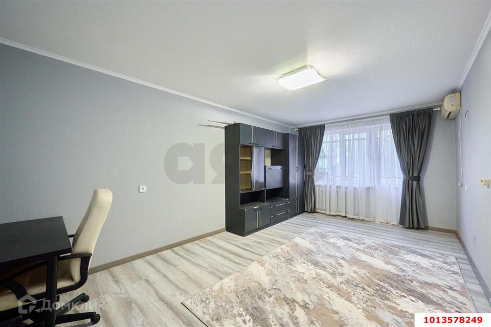 Продаётся 2-комнатная квартира, 54.7 м²