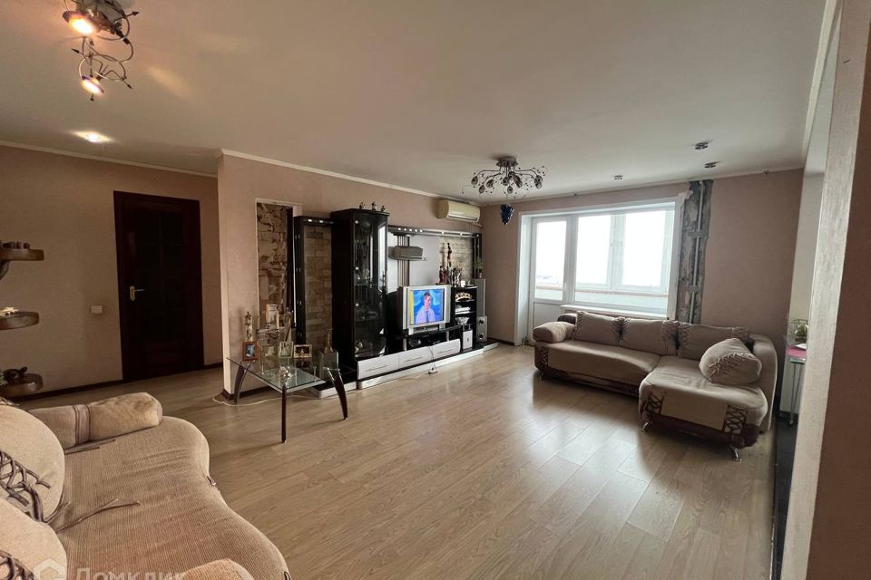 Продаётся 5-комнатная квартира, 91.2 м²