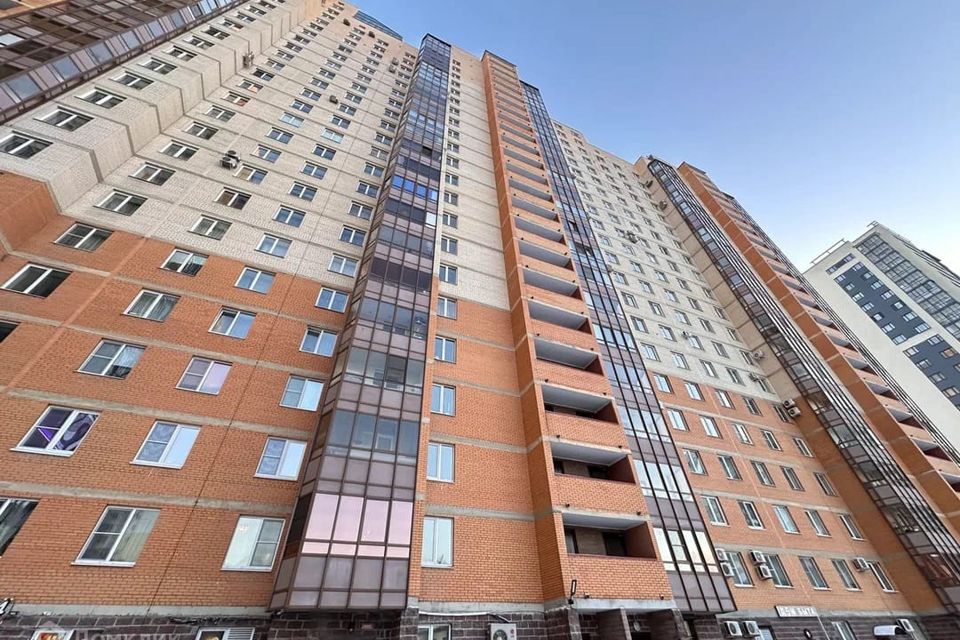Продаётся 2-комнатная квартира, 64 м²