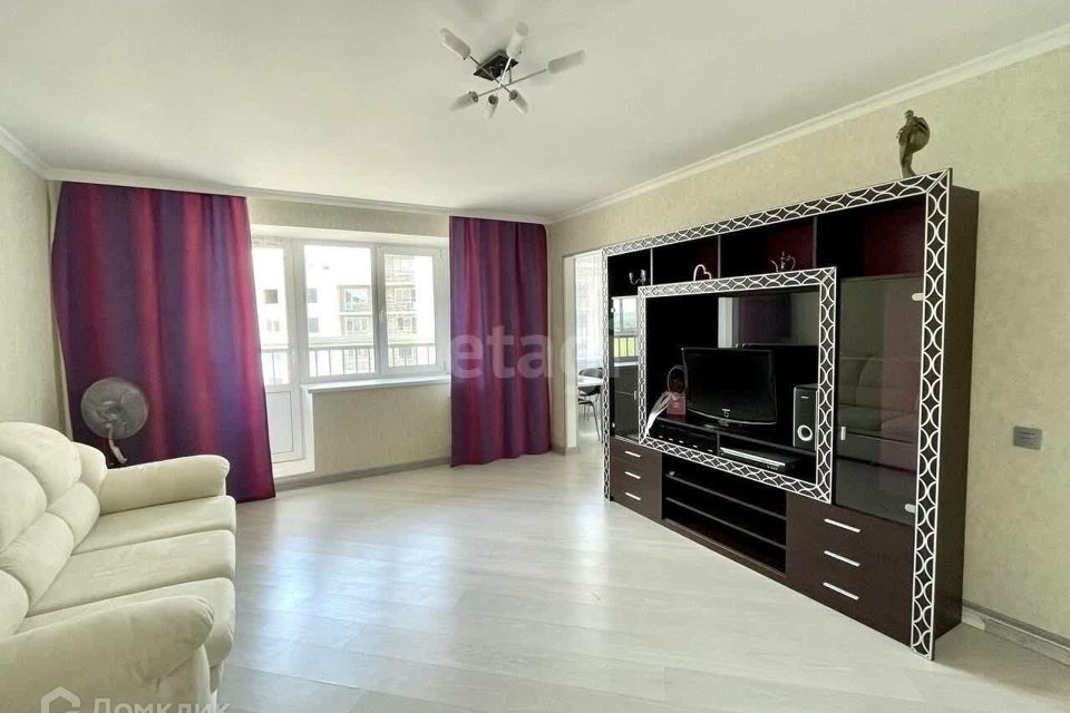 Продаётся 1-комнатная квартира, 40.2 м²