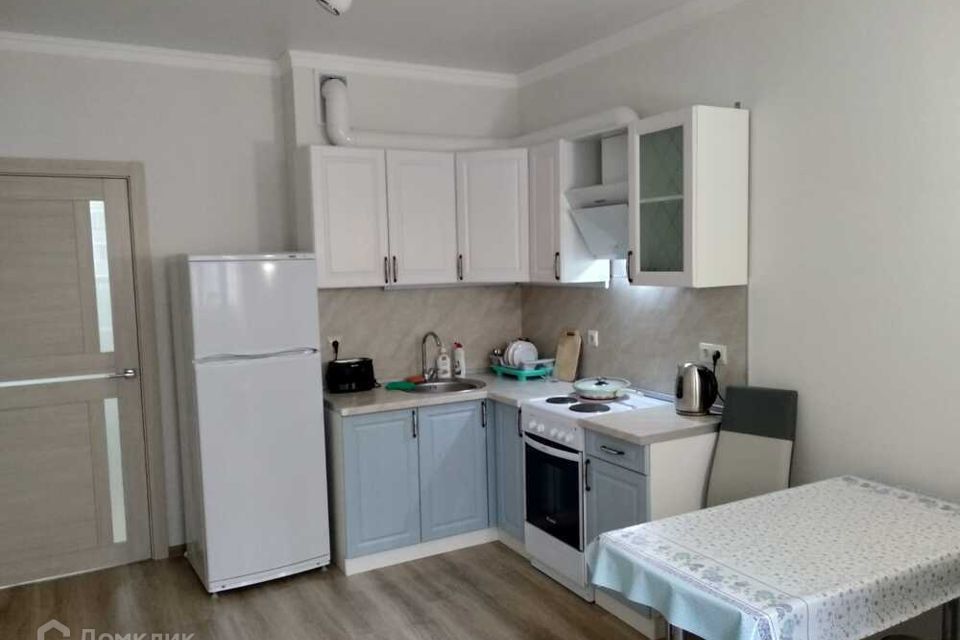 Продаётся 1-комнатная квартира, 43 м²