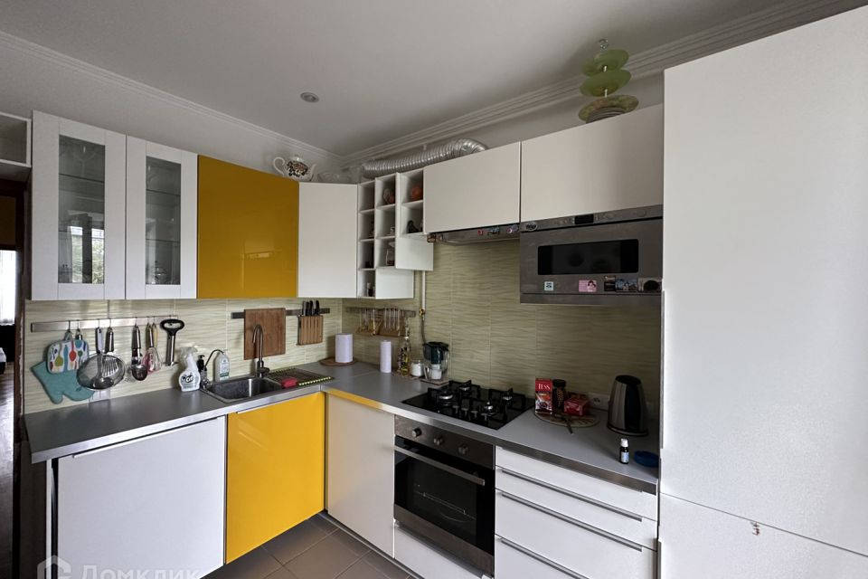 Продаётся 2-комнатная квартира, 61 м²