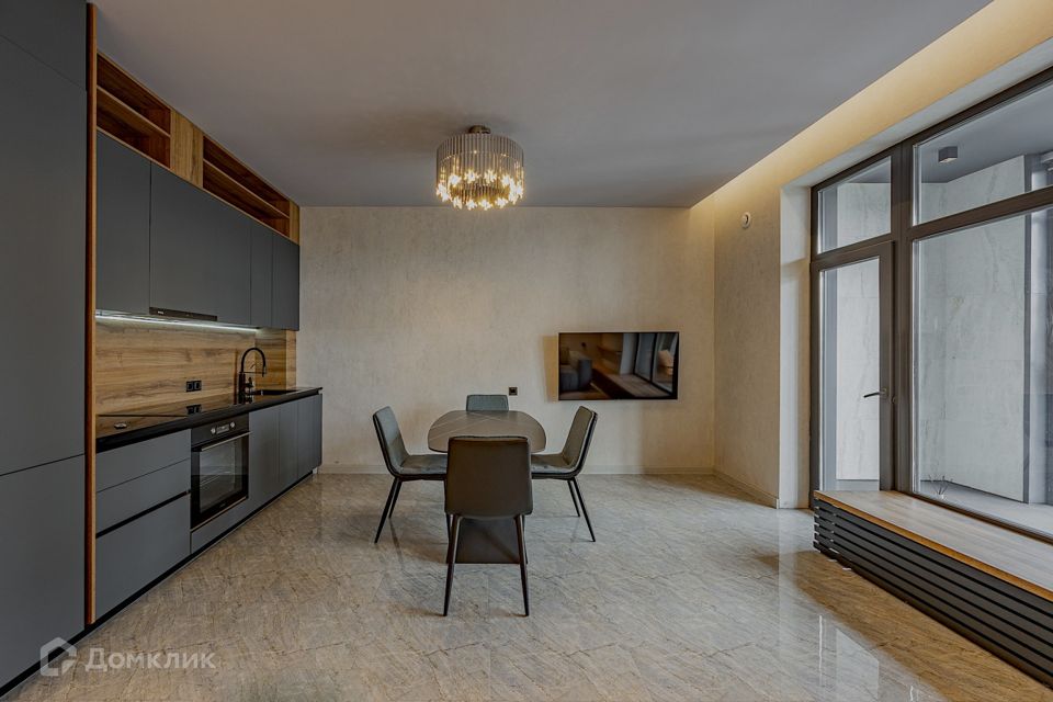 Сдаётся 2-комнатная квартира, 80 м²