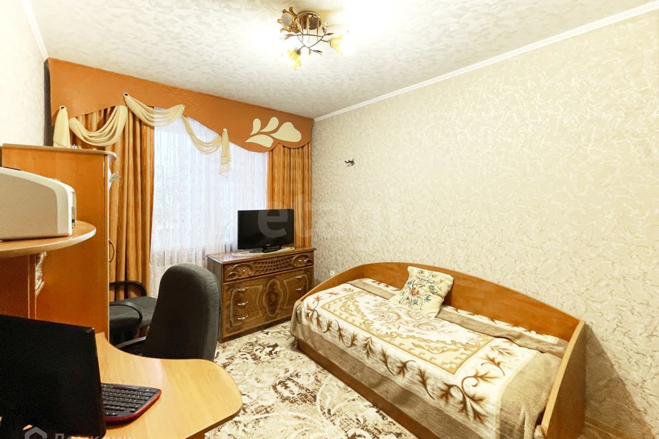 Продаётся 3-комнатная квартира, 65.6 м²