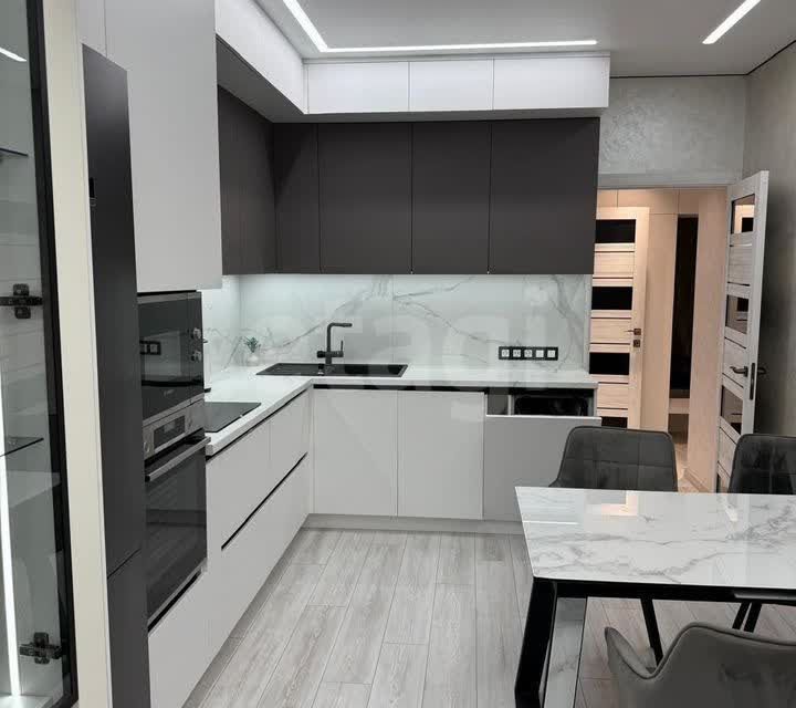 Сдаётся 1-комнатная квартира, 46 м²