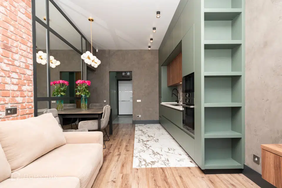 Продаётся 4-комнатная квартира, 110 м²