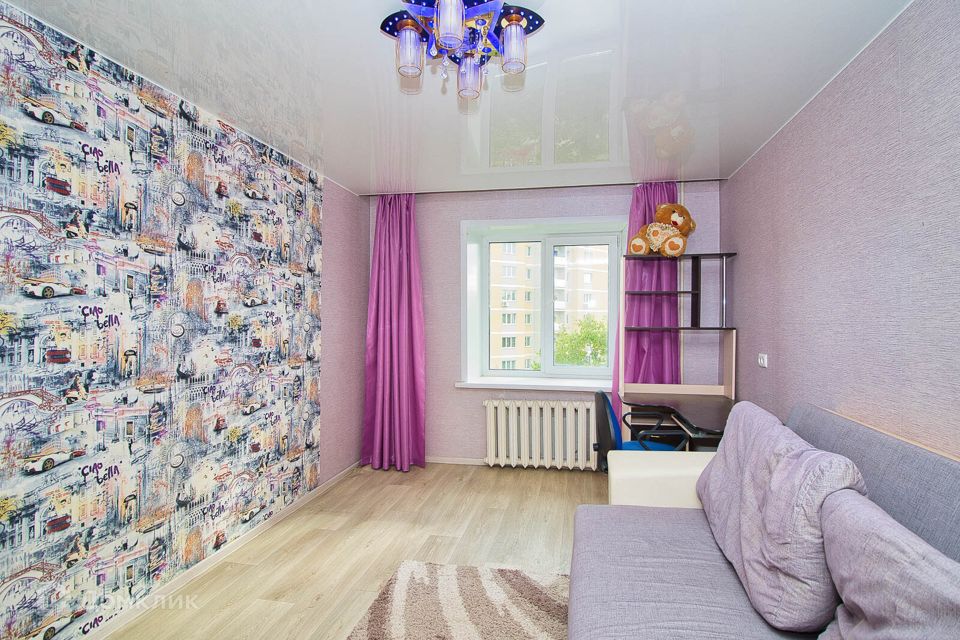 Продаётся 3-комнатная квартира, 62.2 м²