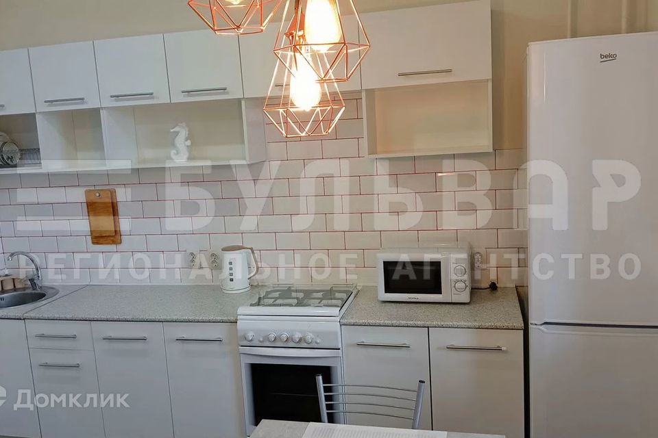 Сдаётся 1-комнатная квартира, 50 м²