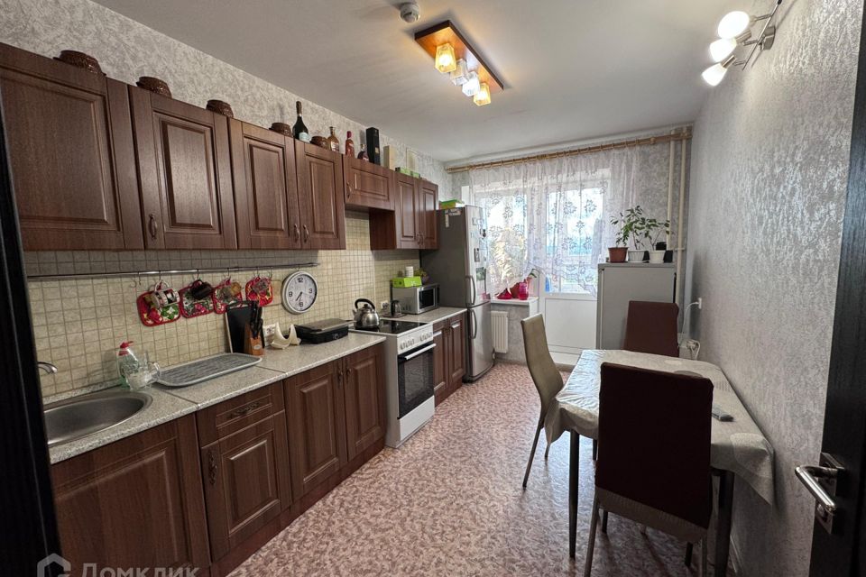 Продаётся 1-комнатная квартира, 37.8 м²