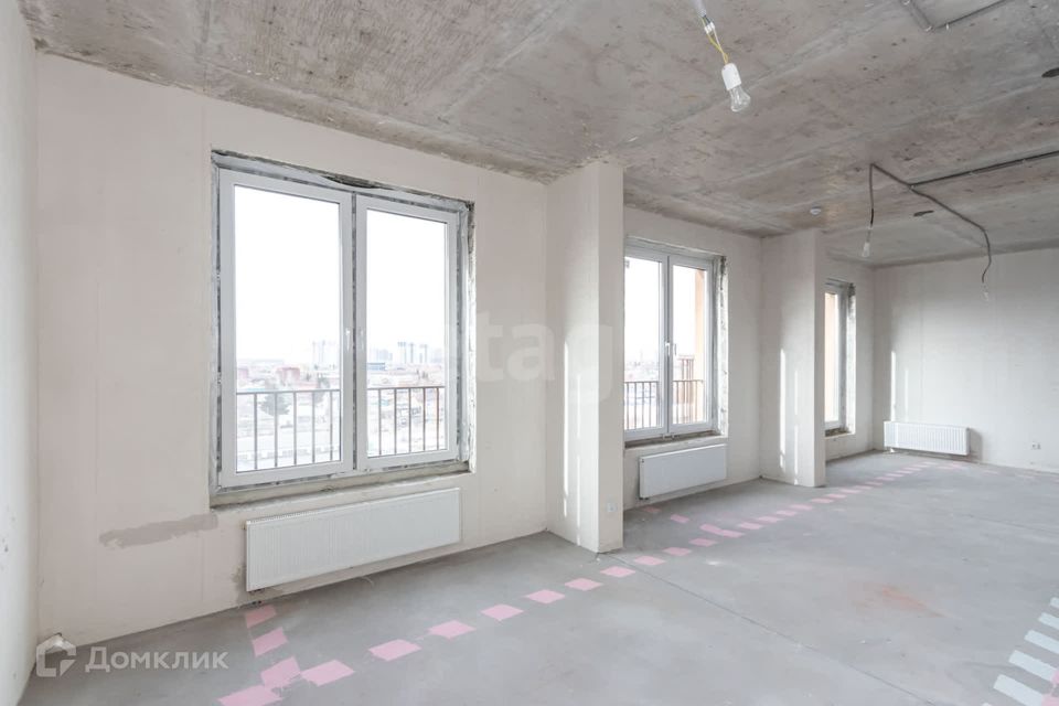 Продаётся 3-комнатная квартира, 111.2 м²
