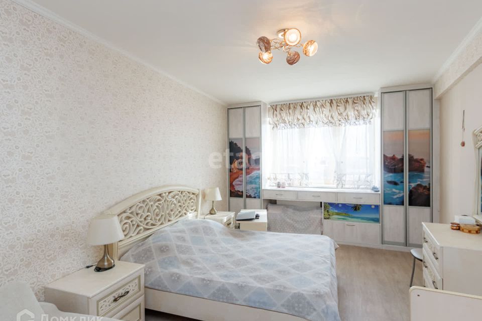 Продаётся 1-комнатная квартира, 55.5 м²