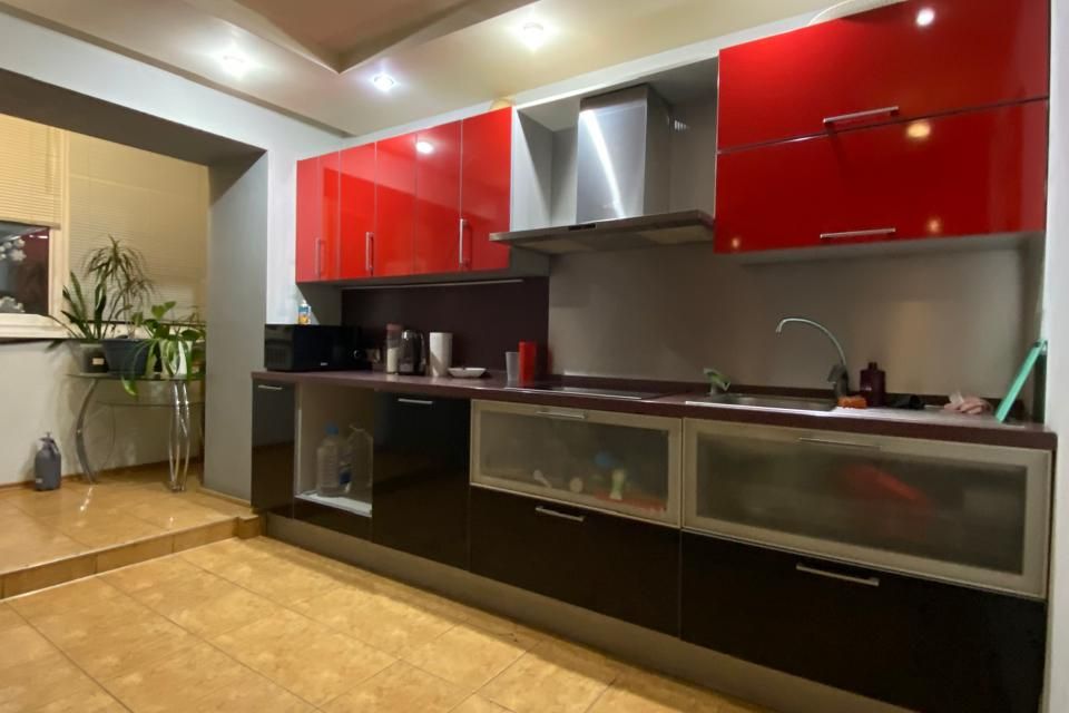Продаётся 3-комнатная квартира, 64.9 м²