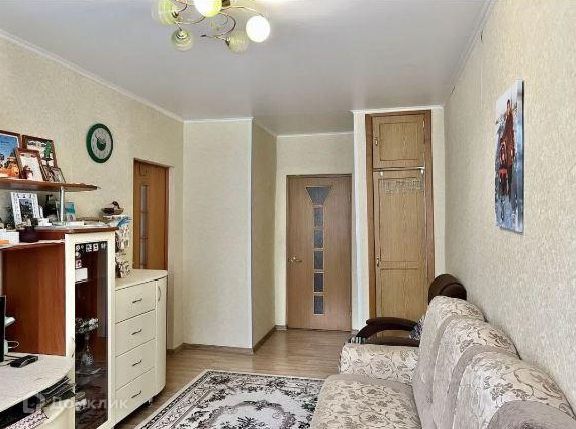 Продаётся 3-комнатная квартира, 50.2 м²