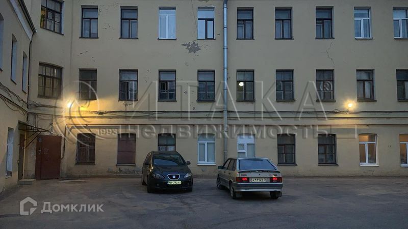 Продаётся комната в 6-комн. квартире, 11.5 м²