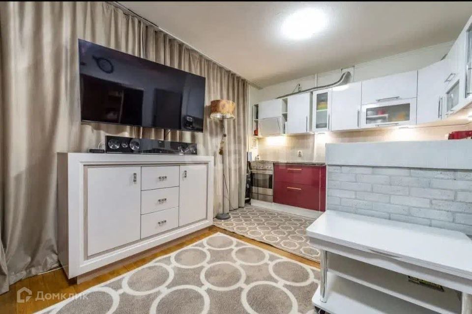 Продаётся 2-комнатная квартира, 58 м²