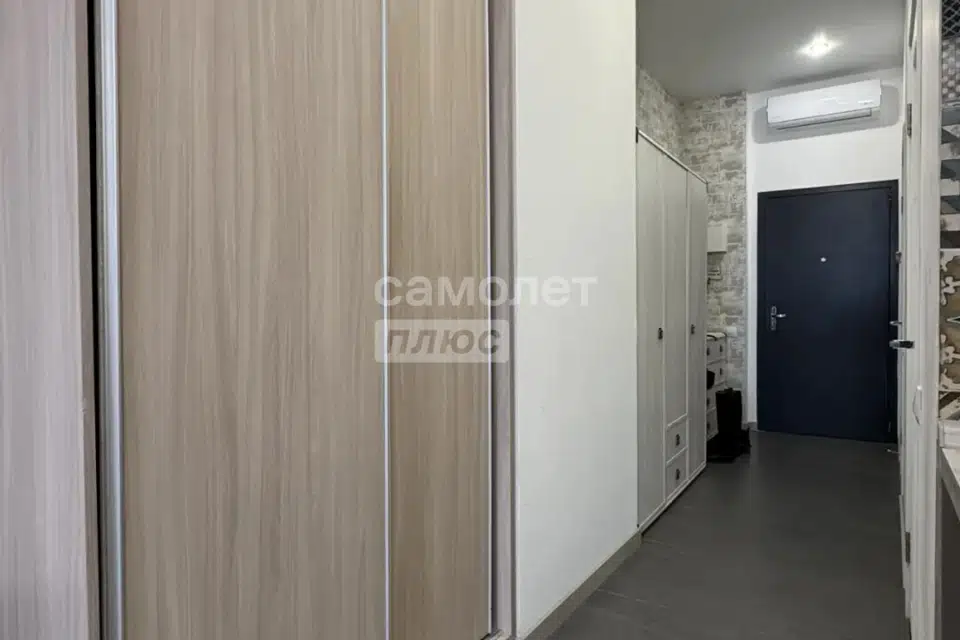 Продаётся 1-комнатная квартира, 42.1 м²
