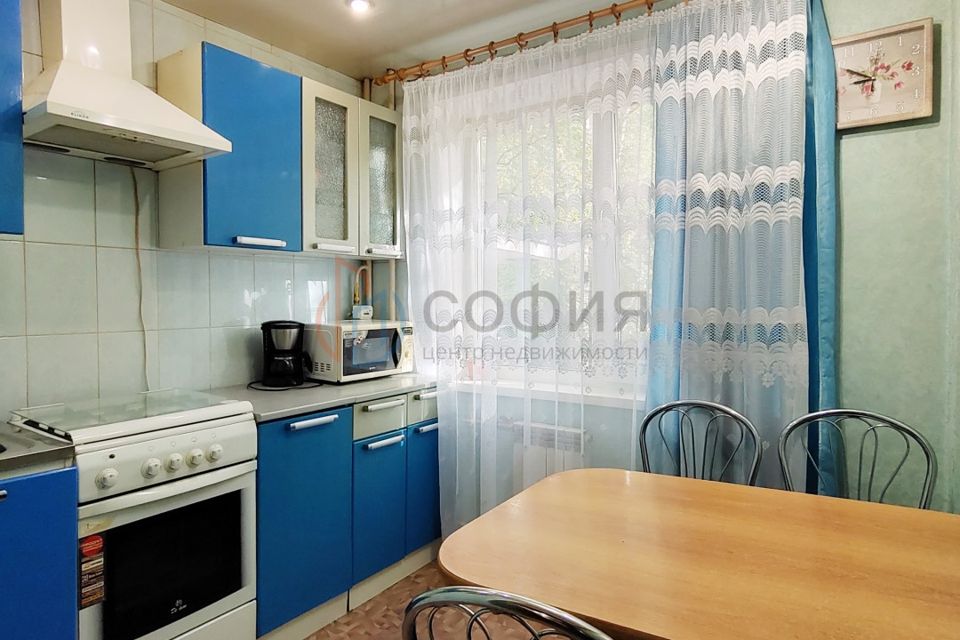 Продаётся 3-комнатная квартира, 57.7 м²