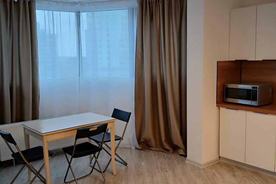 Продаётся 2-комнатная квартира, 56 м²