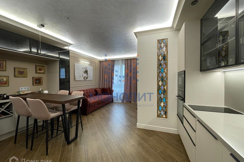 Продаётся 1-комнатная квартира, 43 м²