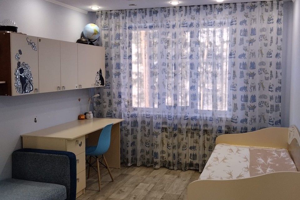 Продаётся 3-комнатная квартира, 63.6 м²