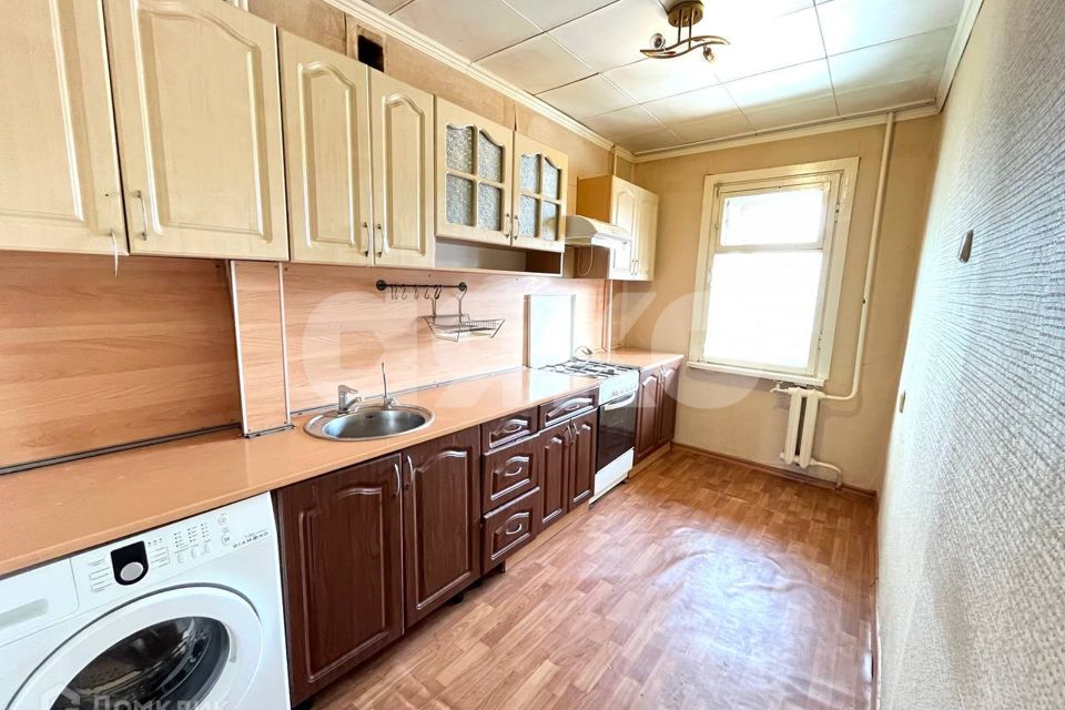 Продаётся 4-комнатная квартира, 71.8 м²