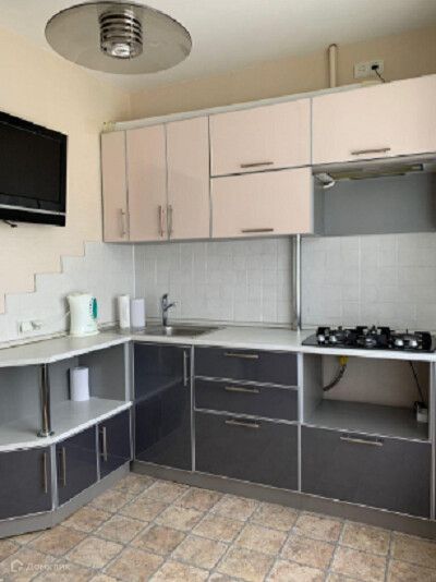 Сдаётся 2-комнатная квартира, 56 м²