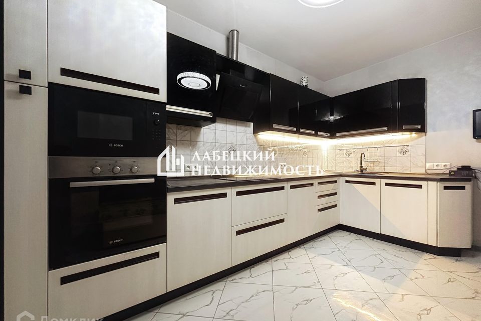 Продаётся 3-комнатная квартира, 84.4 м²