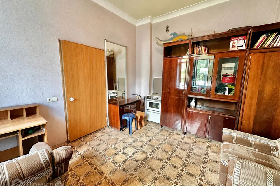 Продаётся 2 комнаты в 2-комн. квартире, 29.6 м²