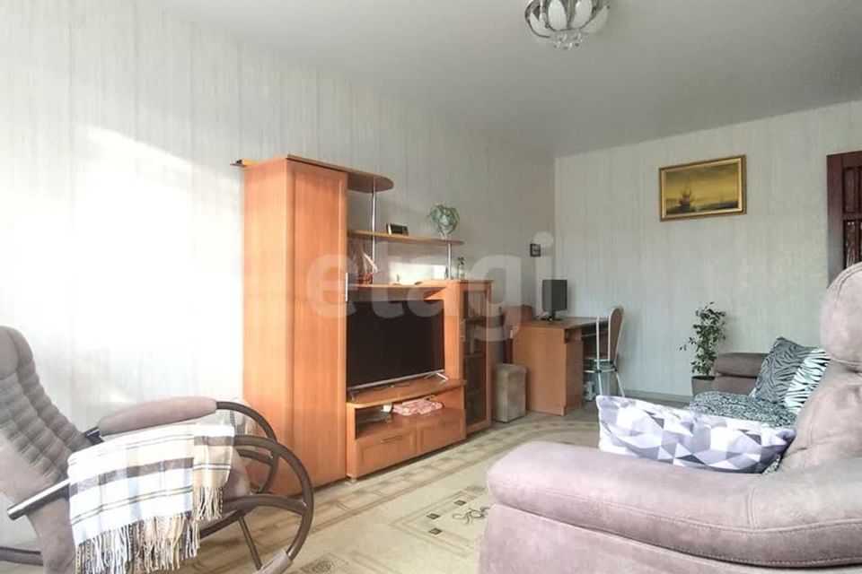 Продаётся 3-комнатная квартира, 72 м²
