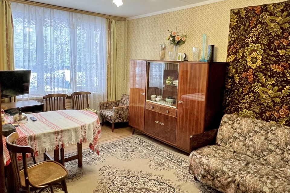 Сдаётся 3-комнатная квартира, 48 м²
