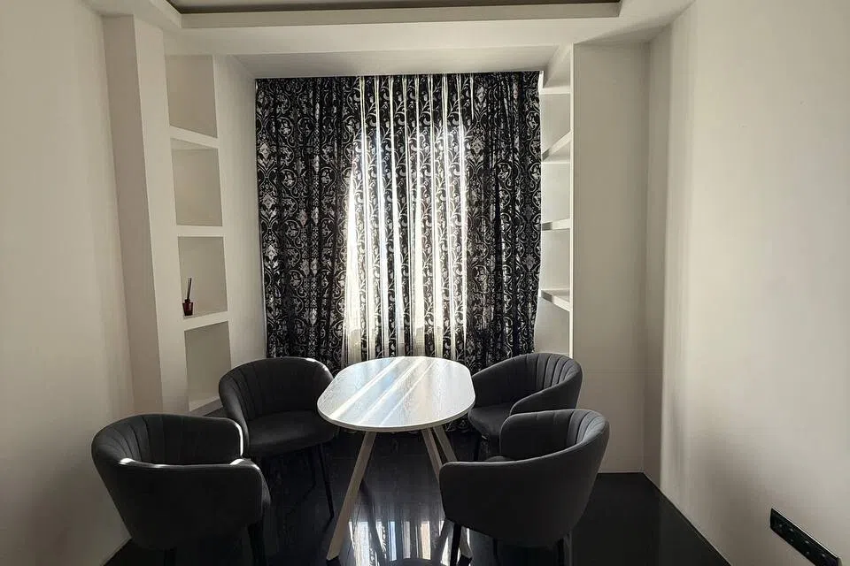 Сдаётся 2-комнатная квартира, 60 м²