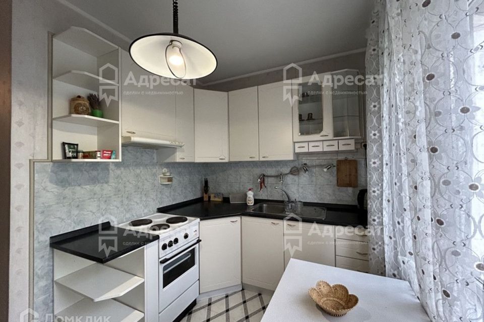 Продаётся 4-комнатная квартира, 81.5 м²