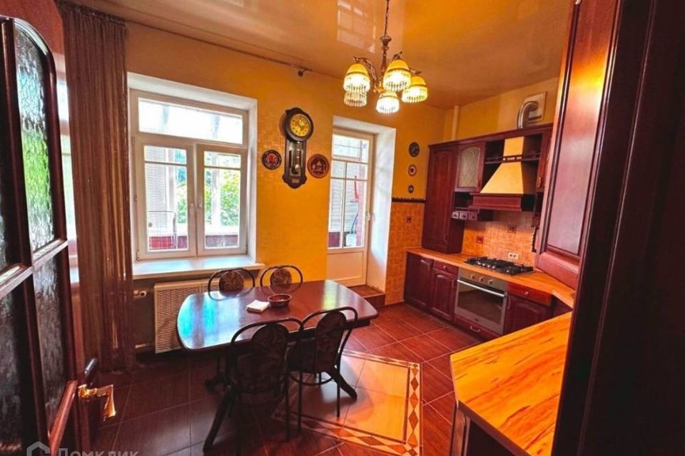 Сдаётся 3-комнатная квартира, 82.5 м²