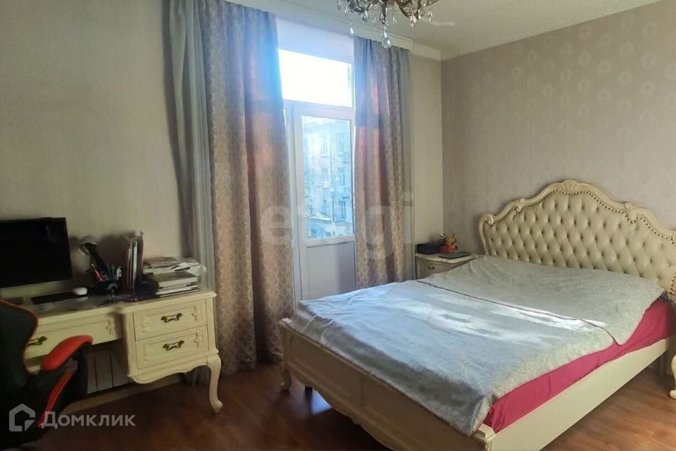 Продаётся 3-комнатная квартира, 80 м²