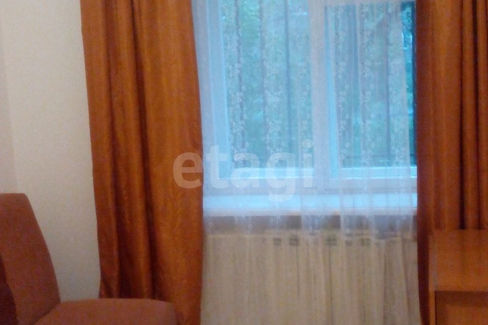 Продаётся 3-комнатная квартира, 56.9 м²