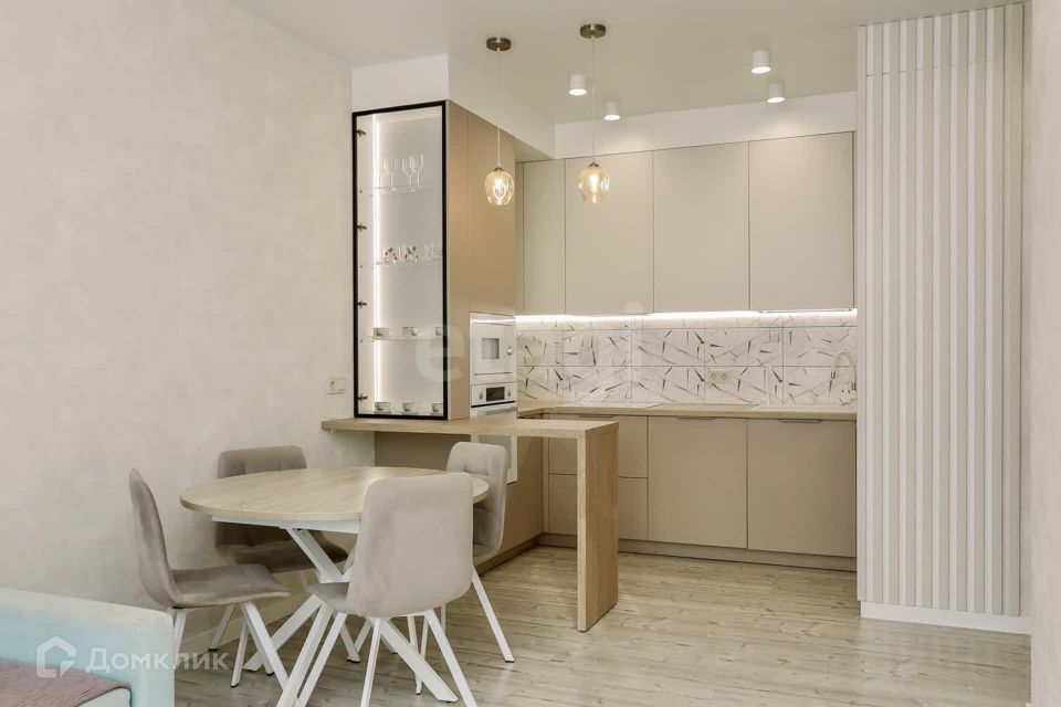 Продаётся 2-комнатная квартира, 61 м²