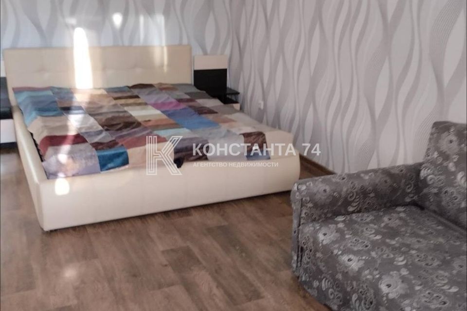 Сдаётся 1-комнатная квартира, 52 м²