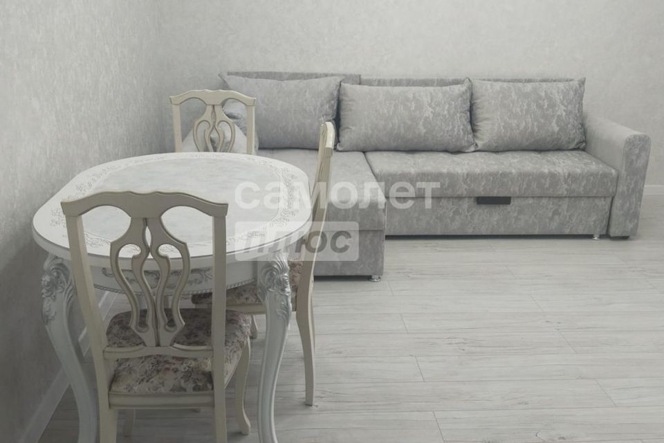 Продаётся 3-комнатная квартира, 57.5 м²