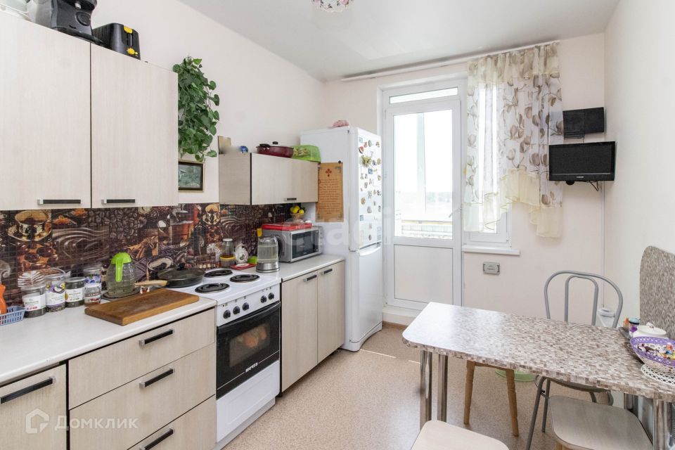 Продаётся 3-комнатная квартира, 70 м²