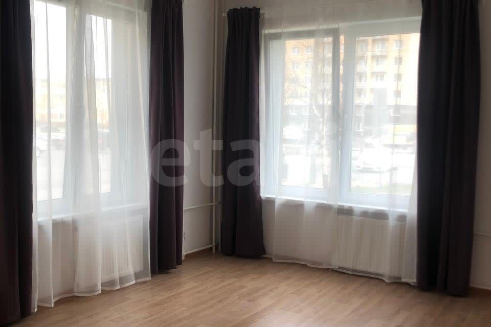 Сдаётся 1-комнатная квартира, 42.4 м²