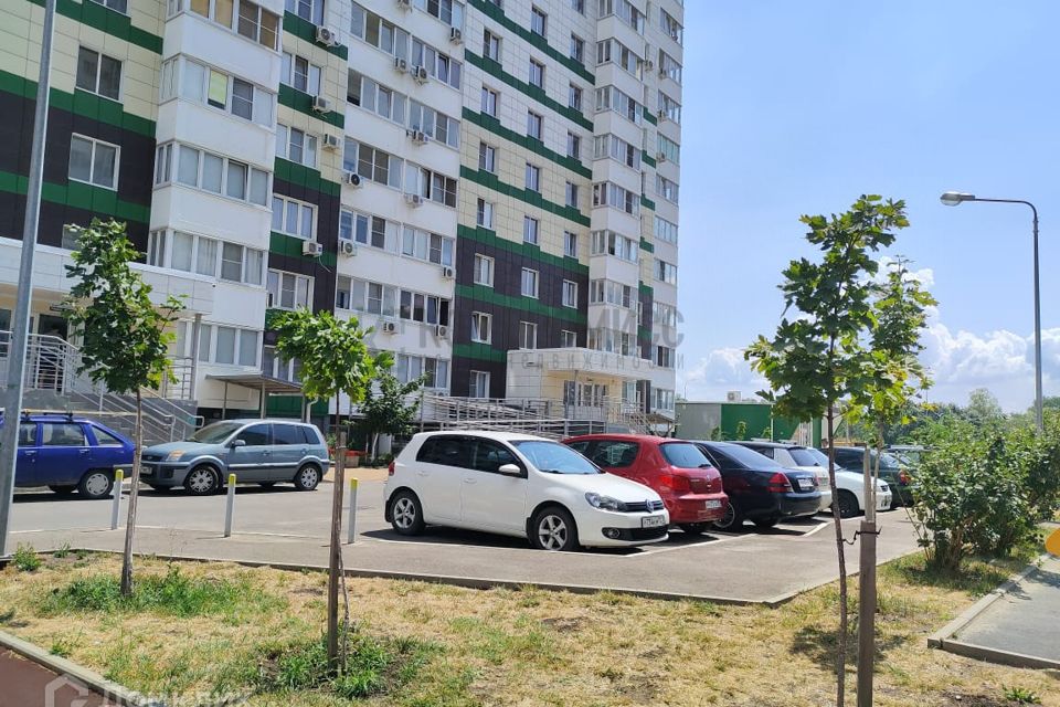 Продаётся 1-комнатная квартира, 37.3 м²